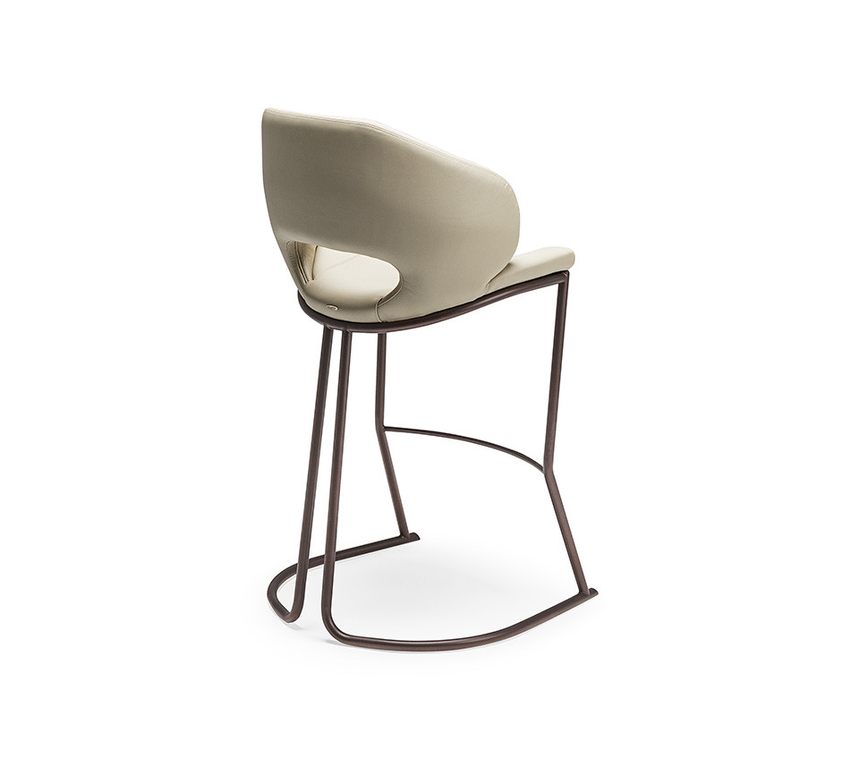 %D0%91%D0%90%D0%A0+%D0%A1%D0%A2%D0%9E%D0%9B+CATTELAN+ITALIA%2C+%D0%BC%D0%BE%D0%B4.+MIRANDA